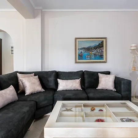 Lägenhet Elianna Lefkada Tsoukaládhes