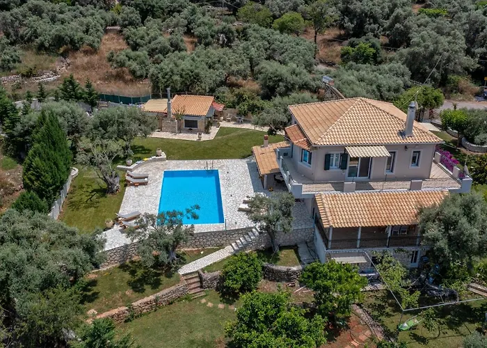 Elianna Lefkada * Tsoukaládhes